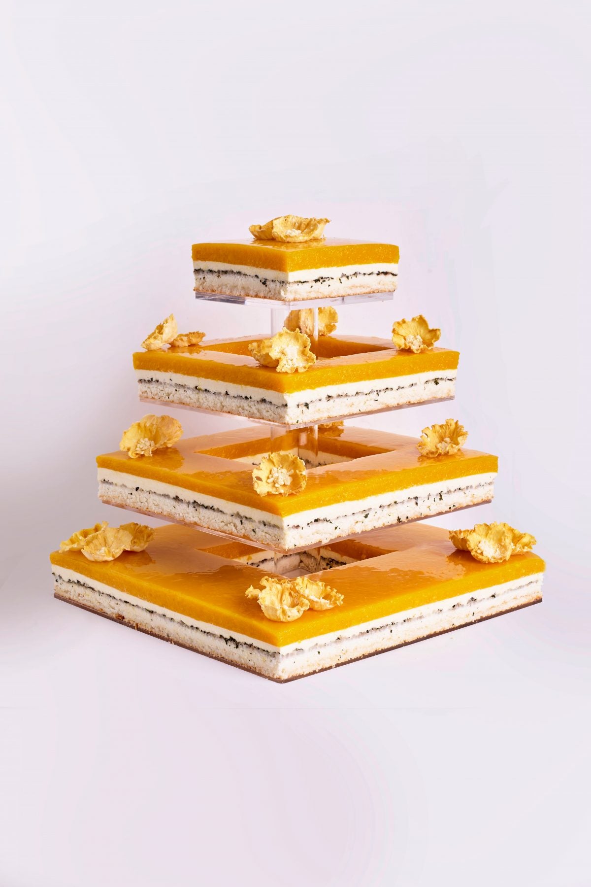 The Perfect Summer Wedding Cake