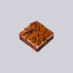 Walnut Brownie with Praline Buttercream-1